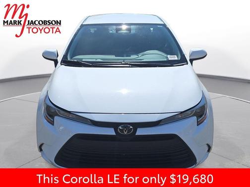 Ice Cap 2025 Toyota Corolla LE