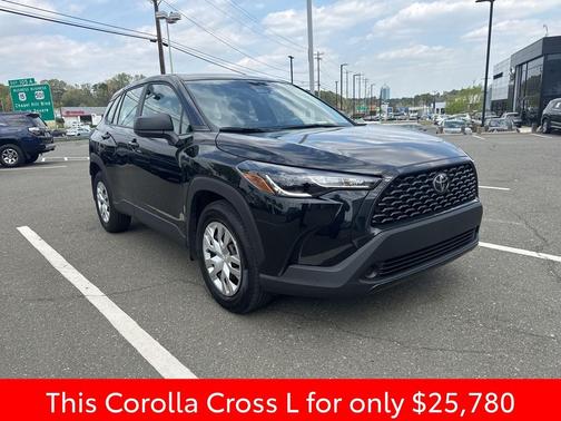 Jet Black 2025 Toyota Corolla Cross L