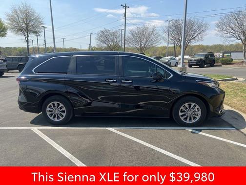 Midnight Black Metallic 2023 Toyota Sienna XLE