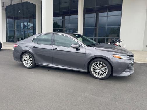 Predawn Gray Mica 2019 Toyota Camry Hybrid XLE