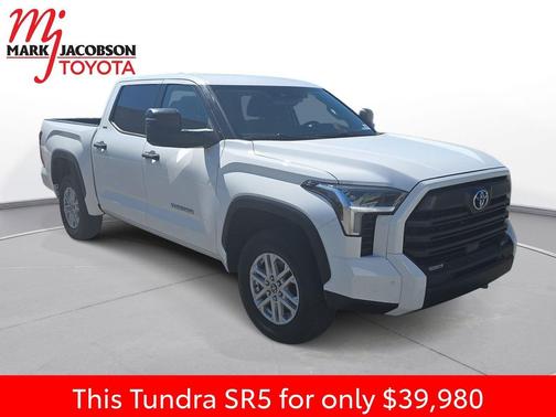 White 2022 Toyota Tundra SR5