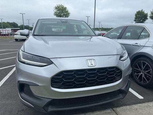 Lunar Silver Metallic 2023 Honda HR-V LX