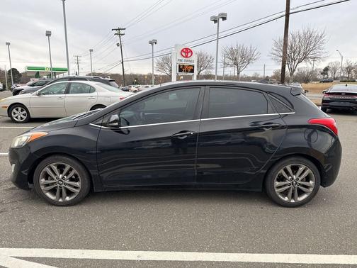 2016 Hyundai Elantra GT Base