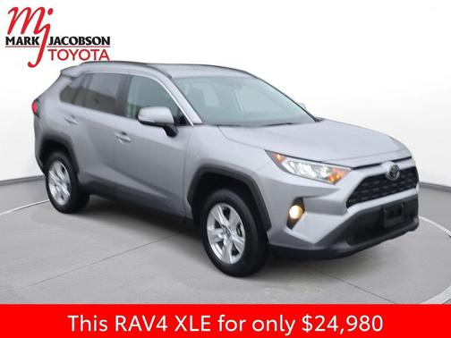 2021 Toyota RAV4 XLE