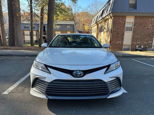 2022 Toyota Camry LE