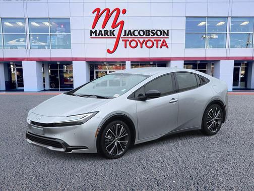 2023 Toyota Prius XLE