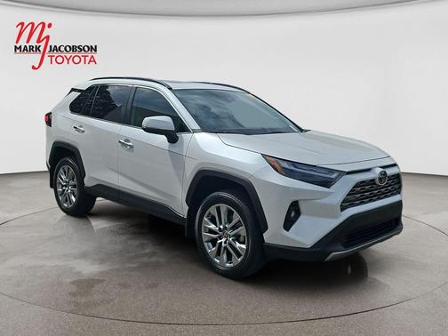 Wind Chill Pearl 2024 Toyota RAV4 Limited