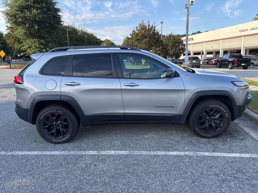 2018 Jeep Cherokee Trailhawk