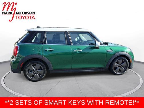 2022 MINI Hardtop Cooper