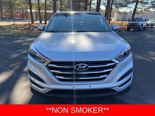 2018 Hyundai TUCSON SE