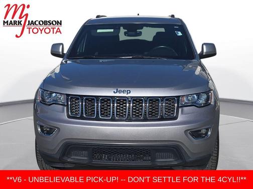 2017 Jeep Grand Cherokee Laredo