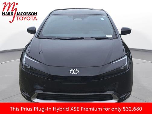 2025 Toyota Prius Plug-In Hybrid XSE Premium