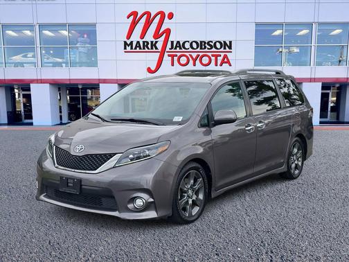 2015 Toyota Sienna SE