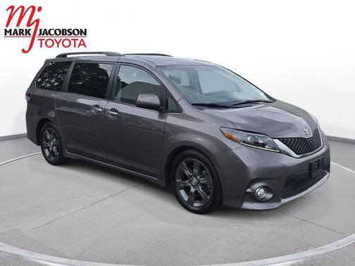 2015 Toyota Sienna SE