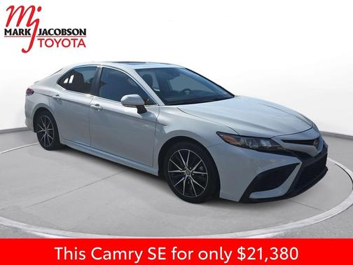 2023 Toyota Camry SE