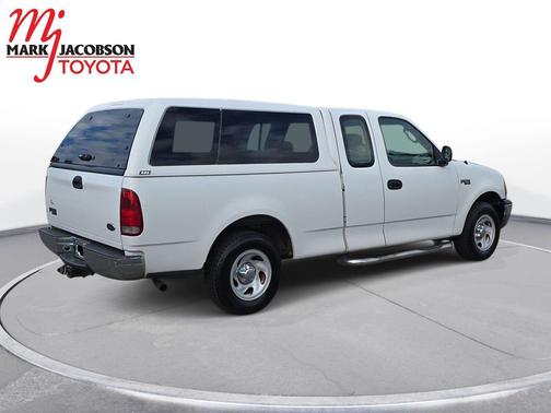 2004 Ford F-150 Heritage XL