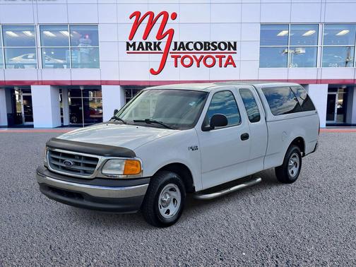 2004 Ford F-150 Heritage XL