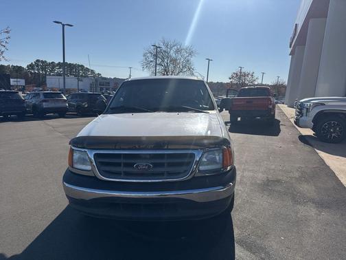 2004 Ford F-150 Heritage XL