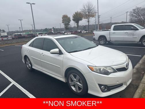 2014 Toyota Camry SE