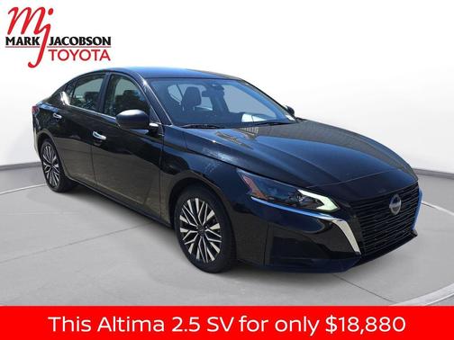Super Black 2024 Nissan Altima 2.5 SV