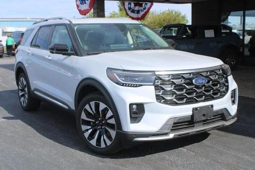2025 Ford Explorer Platinum