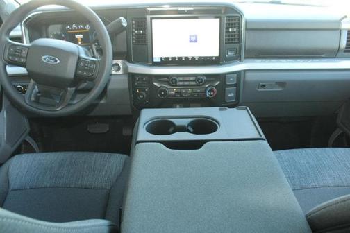 2026 Ford F-350 XLT