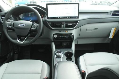 2026 Ford Escape Platinum