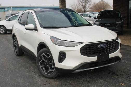 2026 Ford Escape Platinum