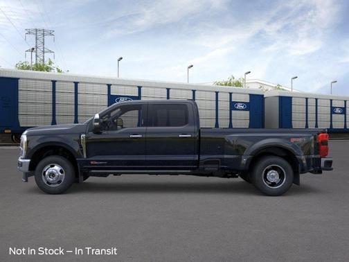 Agate Black Metallic 2026 Ford F-350 Super Duty