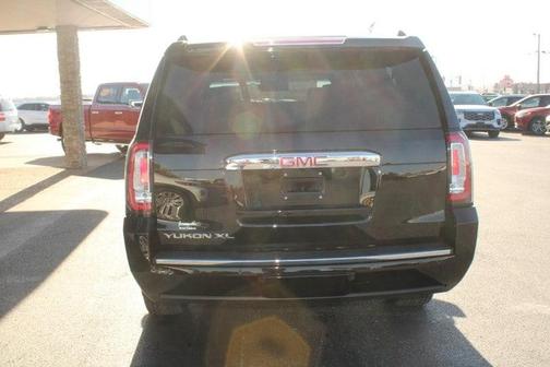 2016 GMC Yukon XL Denali