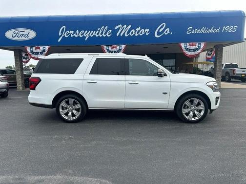 White 2022 Ford Expedition Max King Ranch
