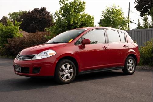 2012 Nissan Versa 1.8 S
