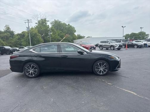 2024 Lexus ES 350 Base