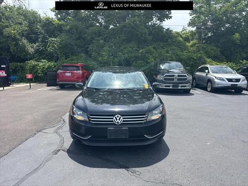 2012 Volkswagen Passat 2.5 SE