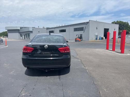 2012 Volkswagen Passat 2.5 SE