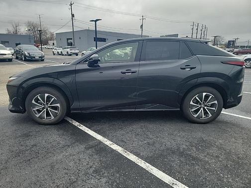 2023 Lexus RZ 450e Luxury