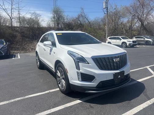 2022 Cadillac XT5 Premium Luxury