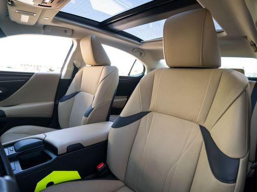 2021 Lexus ES 350 Luxury