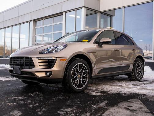 2017 Porsche Macan Base