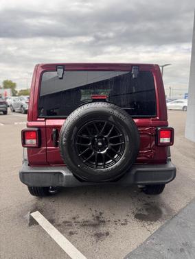2022 Jeep Wrangler Unlimited Sport