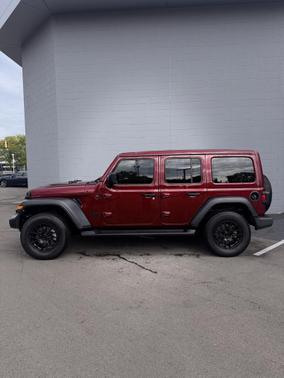 2022 Jeep Wrangler Unlimited Sport