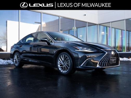2023 Lexus ES 300h Ultra Luxury