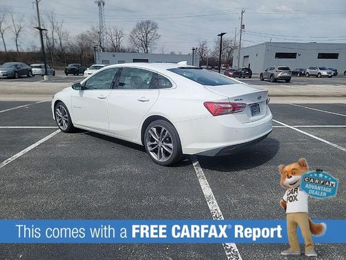 Summit White 2024 Chevrolet Malibu FWD 2LT