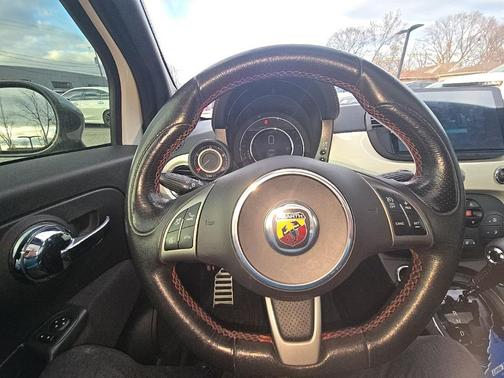 2015 FIAT 500 Abarth