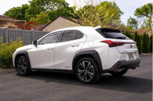 2021 Lexus UX 250h Luxury