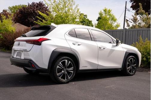 2021 Lexus UX 250h Luxury