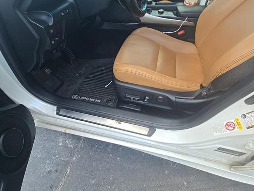 2017 Lexus IS 200t Base