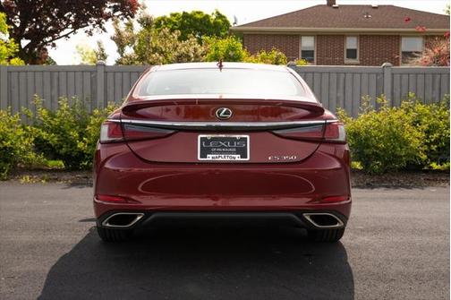 2022 Lexus ES 350 Base