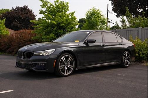 2018 BMW 740e xDrive iPerformance