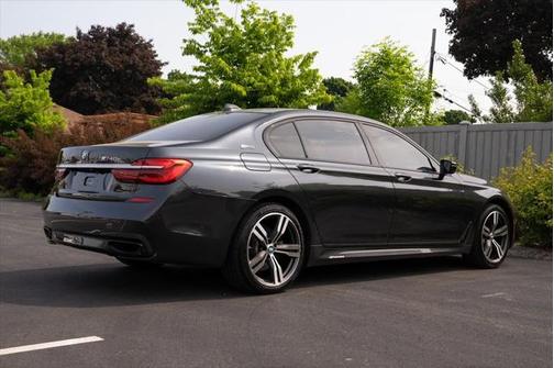 2018 BMW 740e xDrive iPerformance
